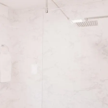 Morville Court - 2 Bed House With Office Thornaby on Tees