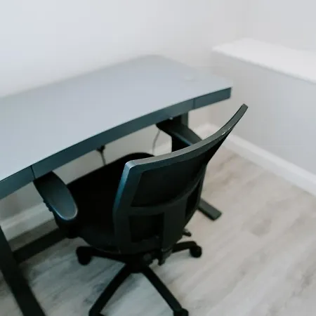 Morville Court - 2 Bed House With Office Casa de Férias